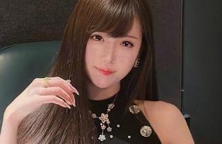 腐团儿Ikaros最新写真上线，卡特琳娜的夜晚又要掀起风波了