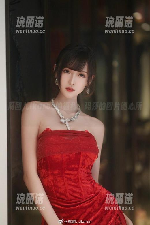 腐团儿Ikaros的福利：玛莎的图片随心所欲