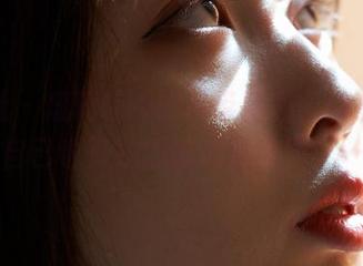 蜜桃社 – 琉璃lily的吊带图包，你会发现自己也开始想试试吊带了……