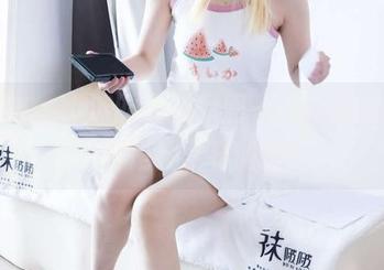 袜啵啵 – 小沫的最新原图——皮鞋和腿，你懂的是什么样的搭配。