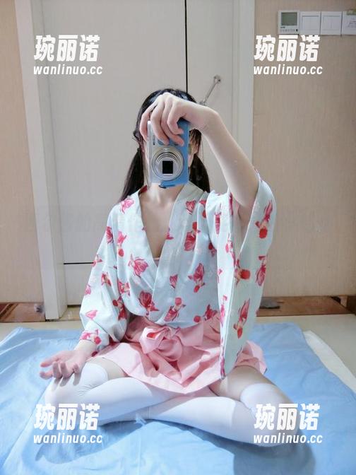 西尔酱的高清作品：谁又能懂她的小秘密呢？