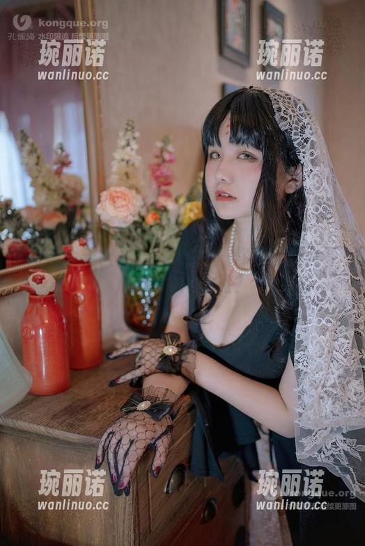 阿半今天很开心的纯白周–你要不要也开启cosDIY之旅？