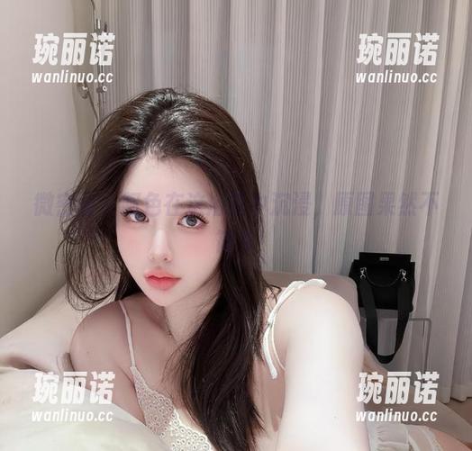 微密圈 - 阿色在这浴缸中沉浸，原图果然不简单