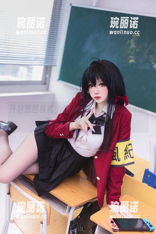 开启原图模式，雪晴Astra和AzurLane，再小心翼翼凝视一下…