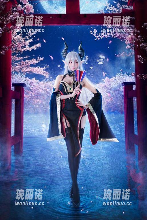 在青青子Js的魔法少女美图中，仿佛看到一种灵动的怪圈圈。