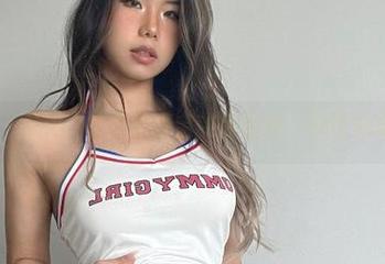 微密圈 – 在线，体验黑饱宝的裤里丝：不仅仅是时尚哦
